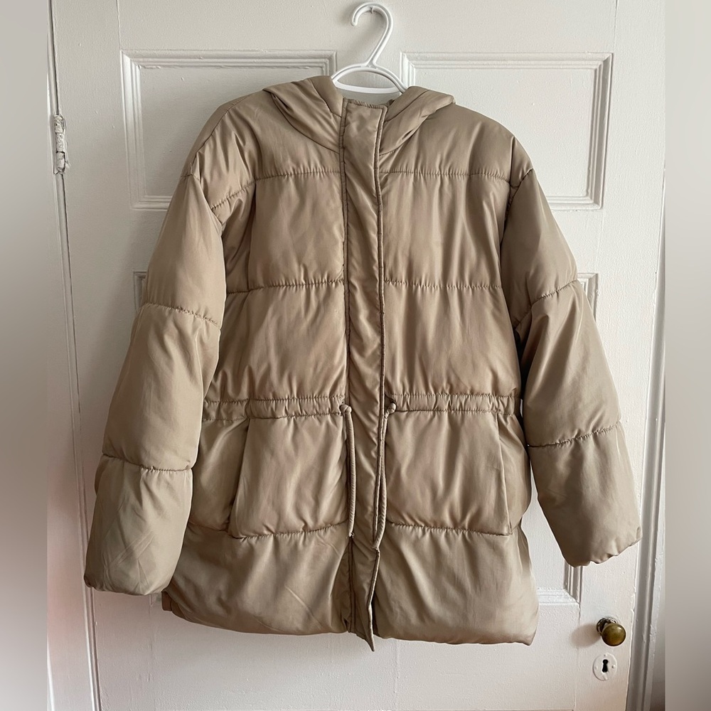 H&M | Oversized Beige Hooded Puffer Jacket
